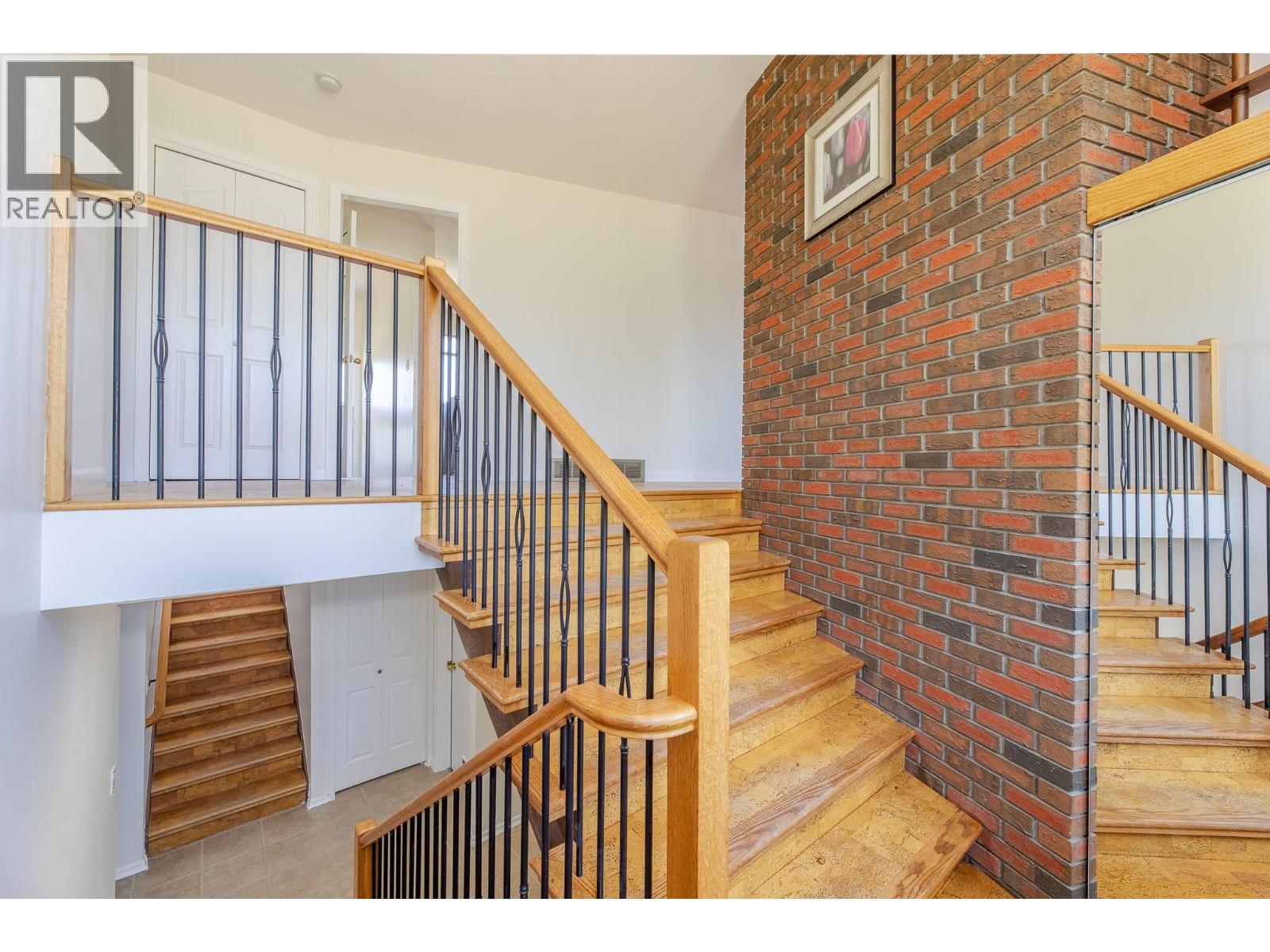 2204 BRIDGEVIEW Road - 32