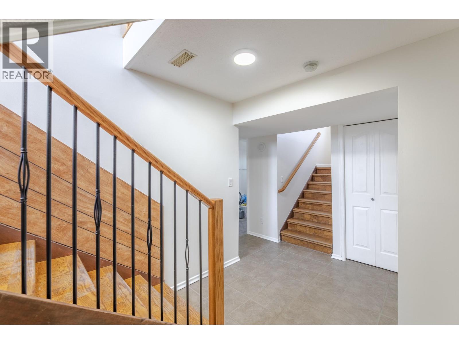 2204 BRIDGEVIEW Road - 14