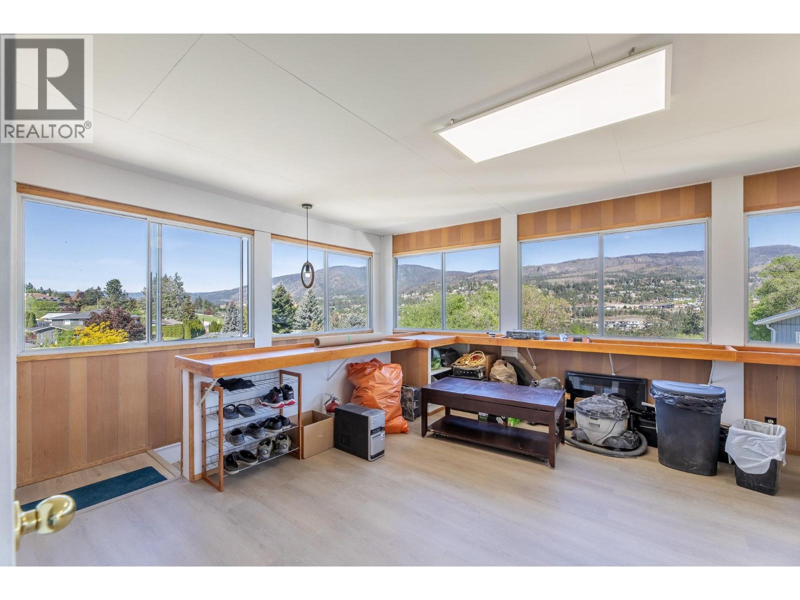  2204 BRIDGEVIEW Road, Kelowna