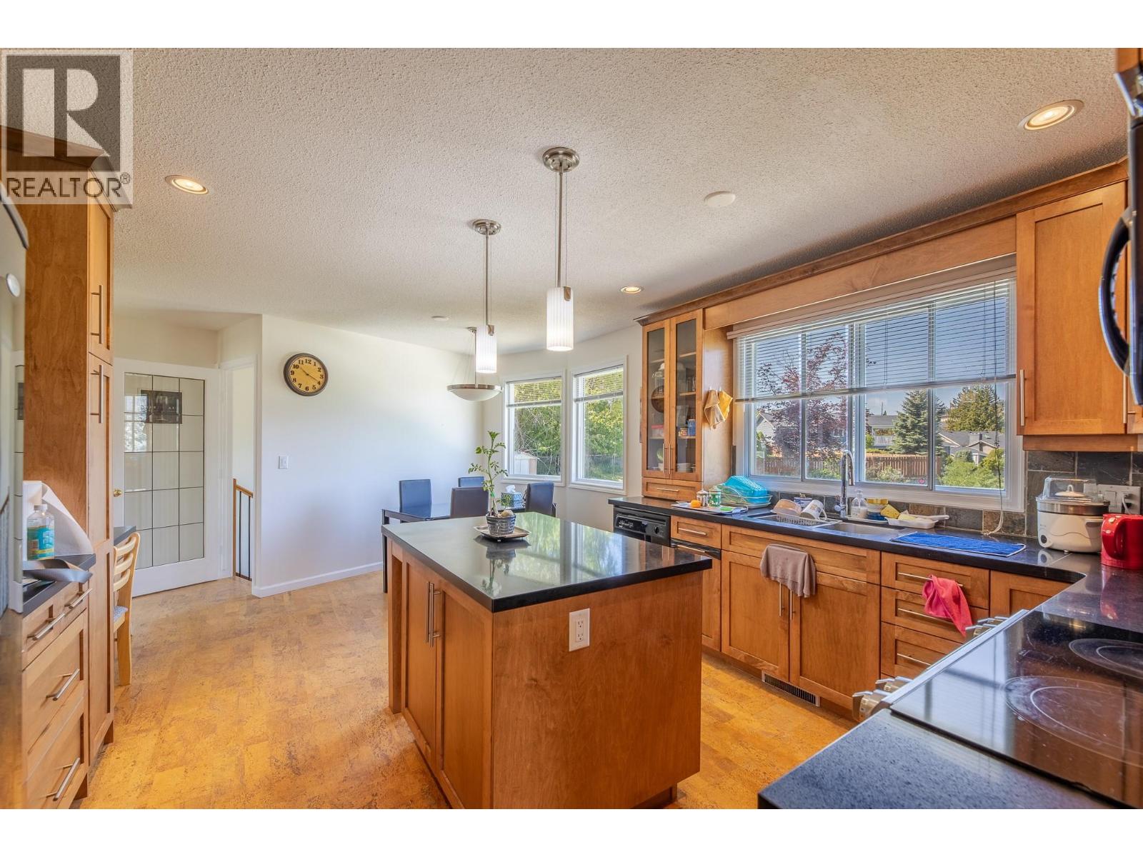 2204 BRIDGEVIEW Road - 24