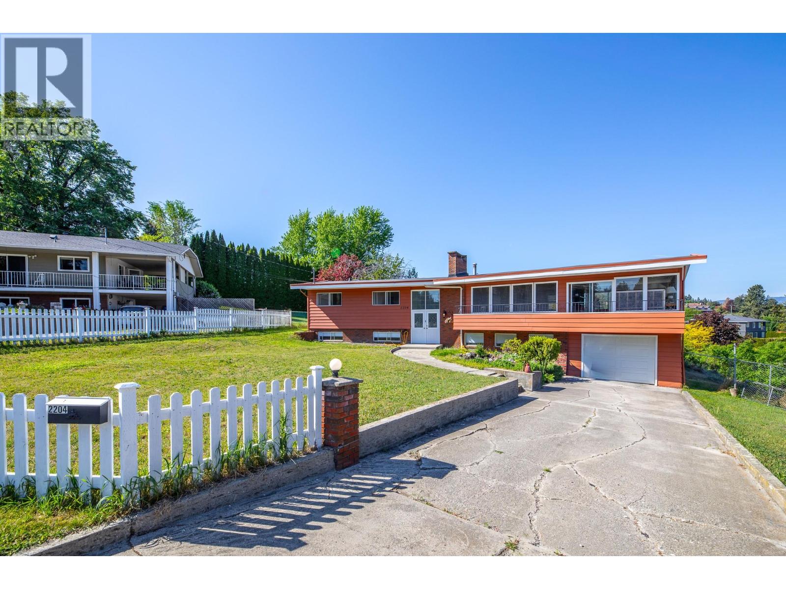 2204 BRIDGEVIEW Road - 3