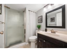 105 1447 Best Street, White Rock, BC V4B4E5 Photo 11