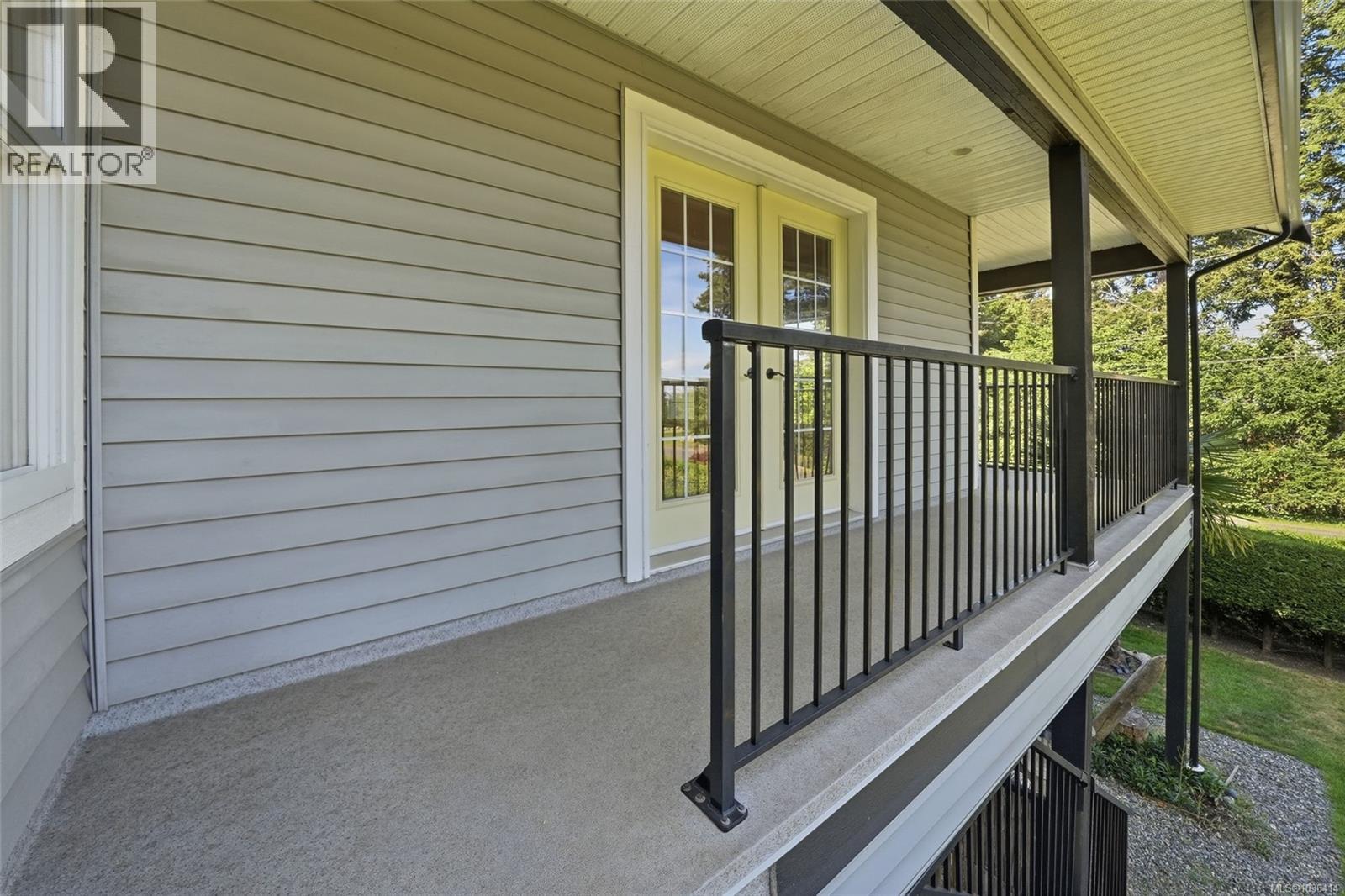 3970 Bovanis Rd - 33