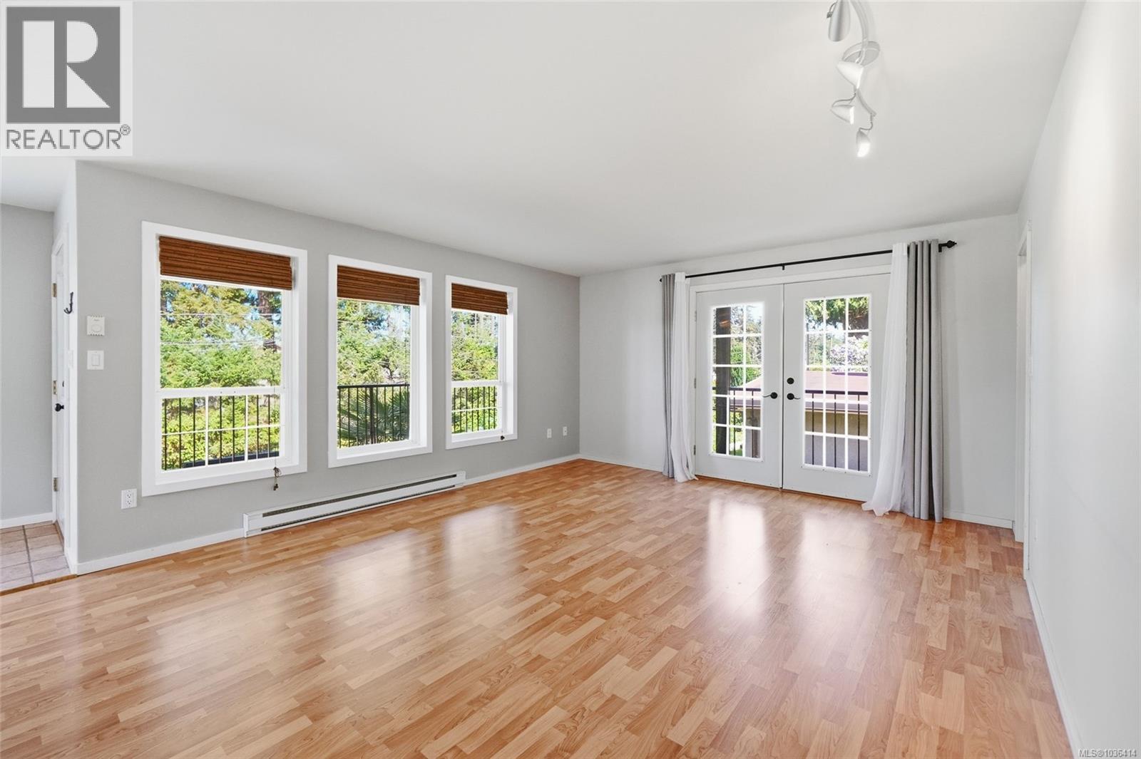 3970 Bovanis Rd - 5