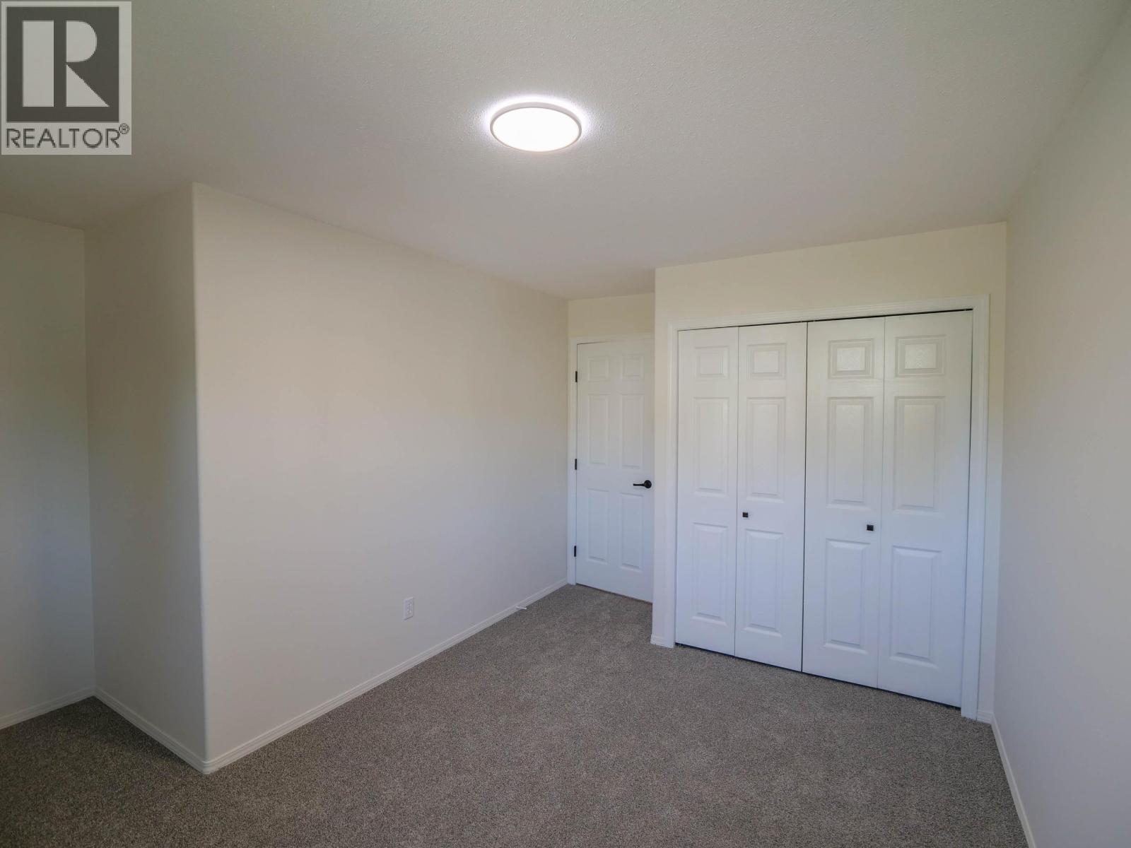 #2 410 PINCHBECK STREET - 16