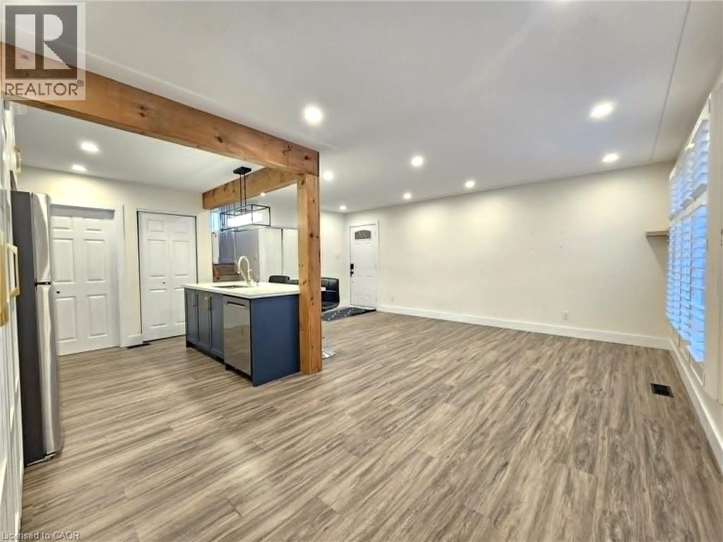 834 WESTMINSTER Drive S Unit# Main, Cambridge, Ontario, N3H1V2 — Photo 11
