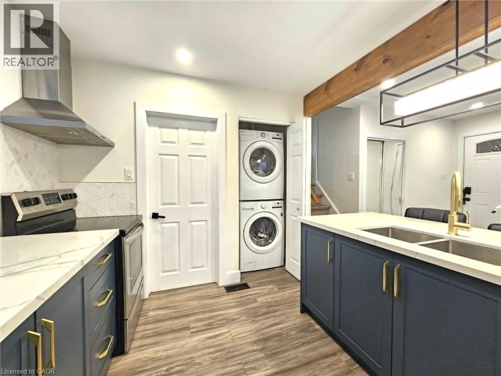 834 WESTMINSTER Drive S Unit# Main, Cambridge, Ontario, N3H1V2 — Photo 12