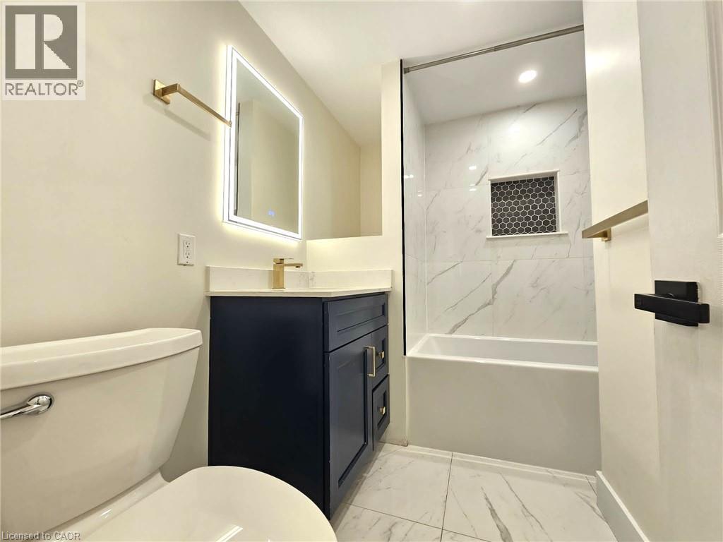 834 WESTMINSTER Drive S Unit# Main, Cambridge, Ontario, N3H1V2 — Photo 18