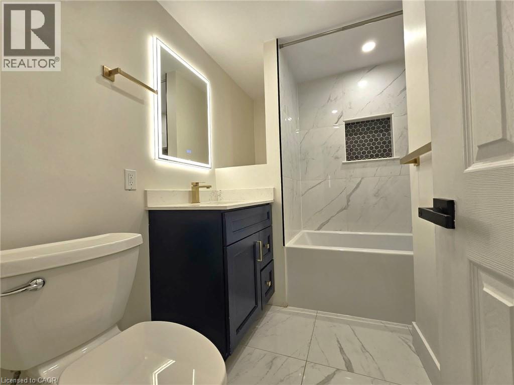 834 WESTMINSTER Drive S Unit# Main, Cambridge, Ontario, N3H1V2 — Photo 19