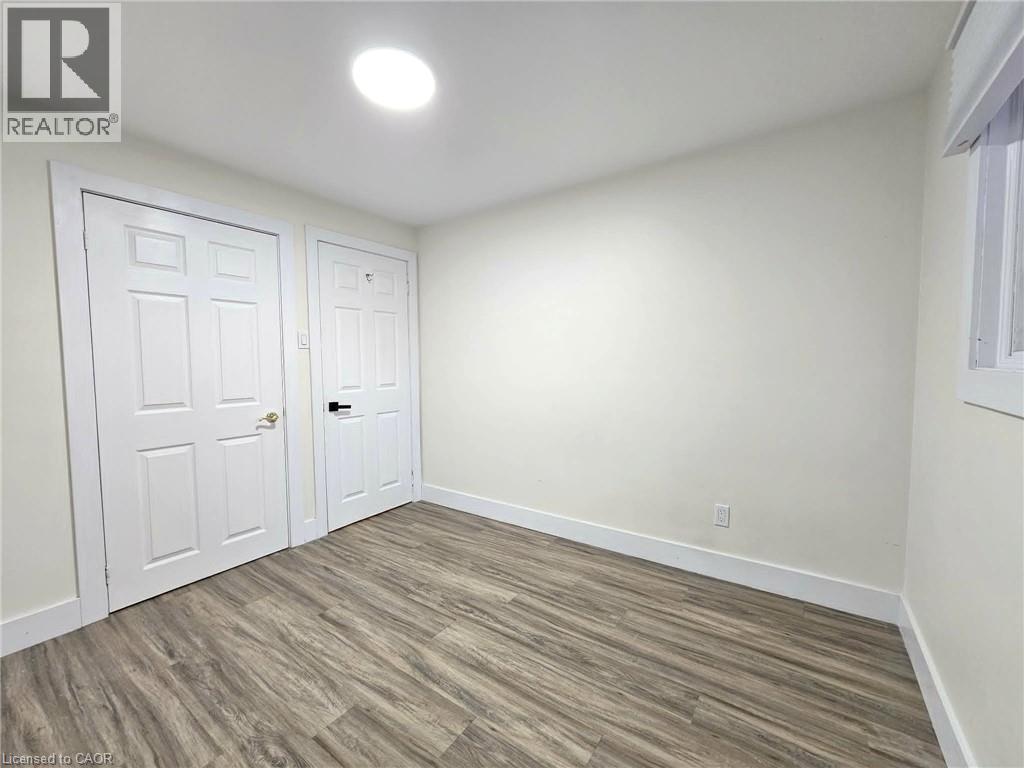 834 WESTMINSTER Drive S Unit# Main, Cambridge, Ontario, N3H1V2 — Photo 29