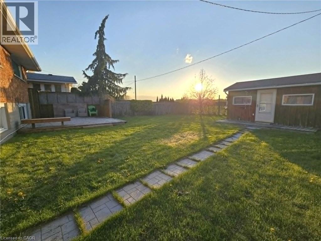 834 WESTMINSTER Drive S Unit# Main, Cambridge, Ontario, N3H1V2 — Photo 31