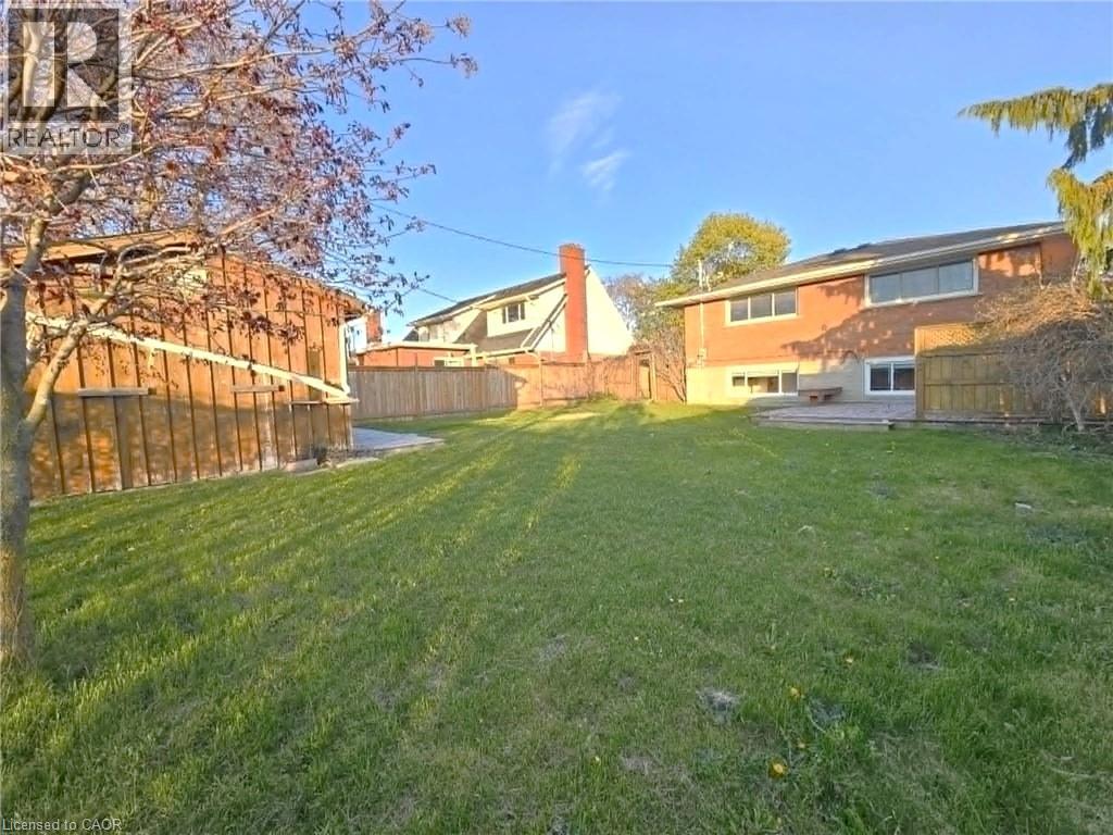 834 WESTMINSTER Drive S Unit# Main, Cambridge, Ontario, N3H1V2 — Photo 32