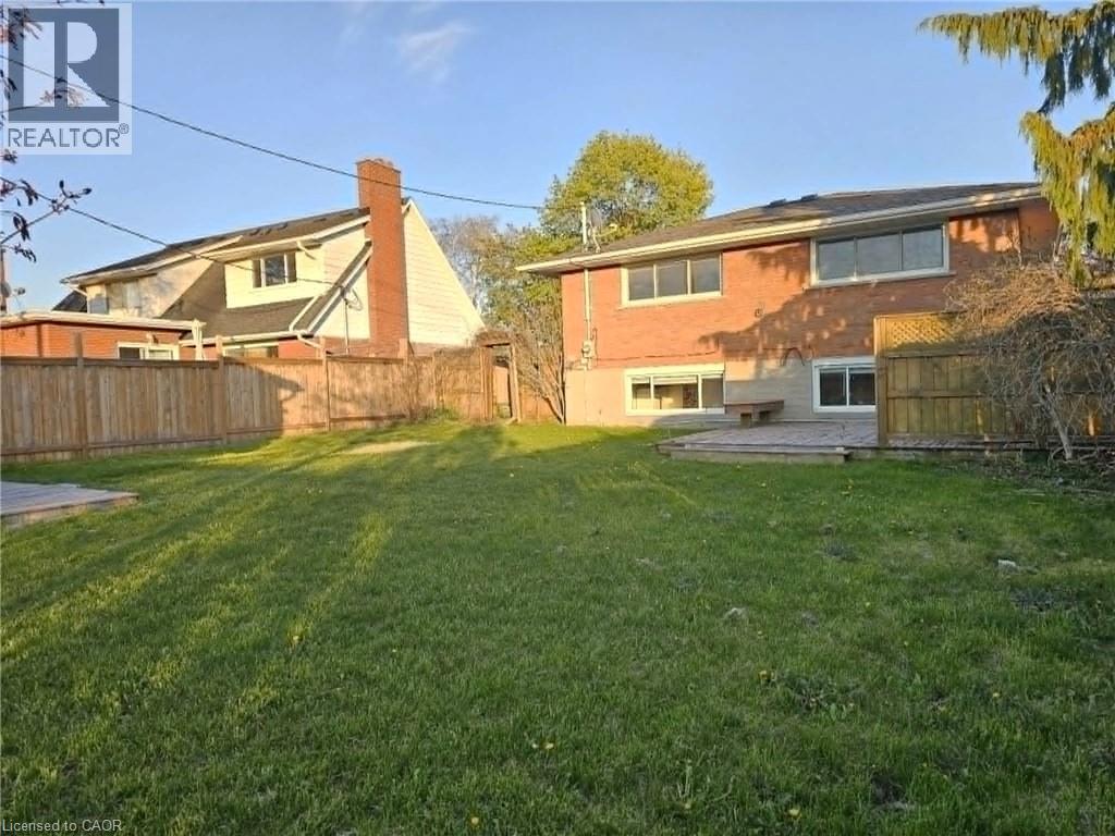 834 WESTMINSTER Drive S Unit# Main, Cambridge, Ontario, N3H1V2 — Photo 33