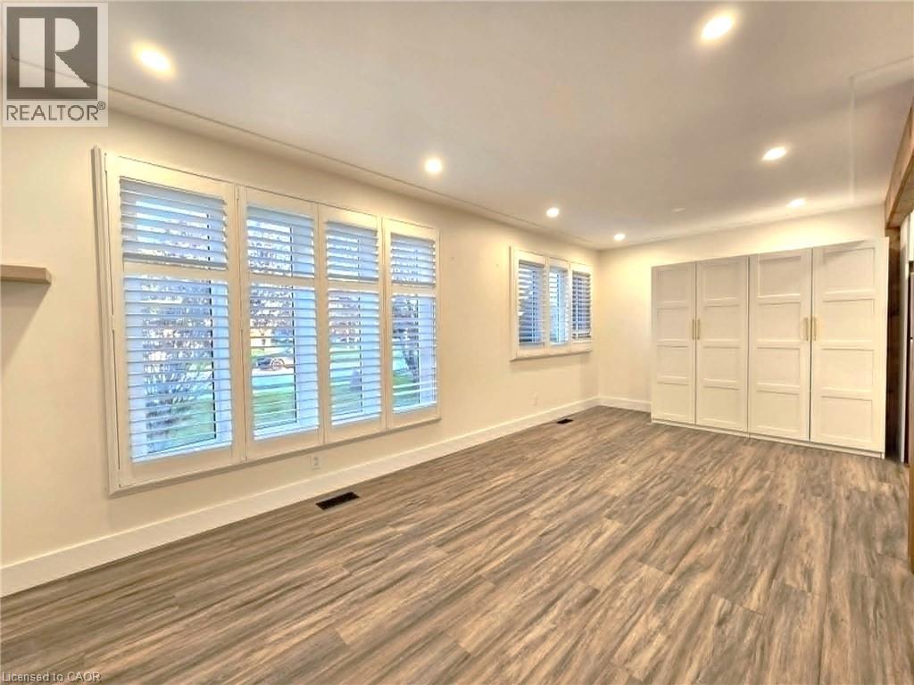 834 WESTMINSTER Drive S Unit# Main, Cambridge, Ontario, N3H1V2 — Photo 9