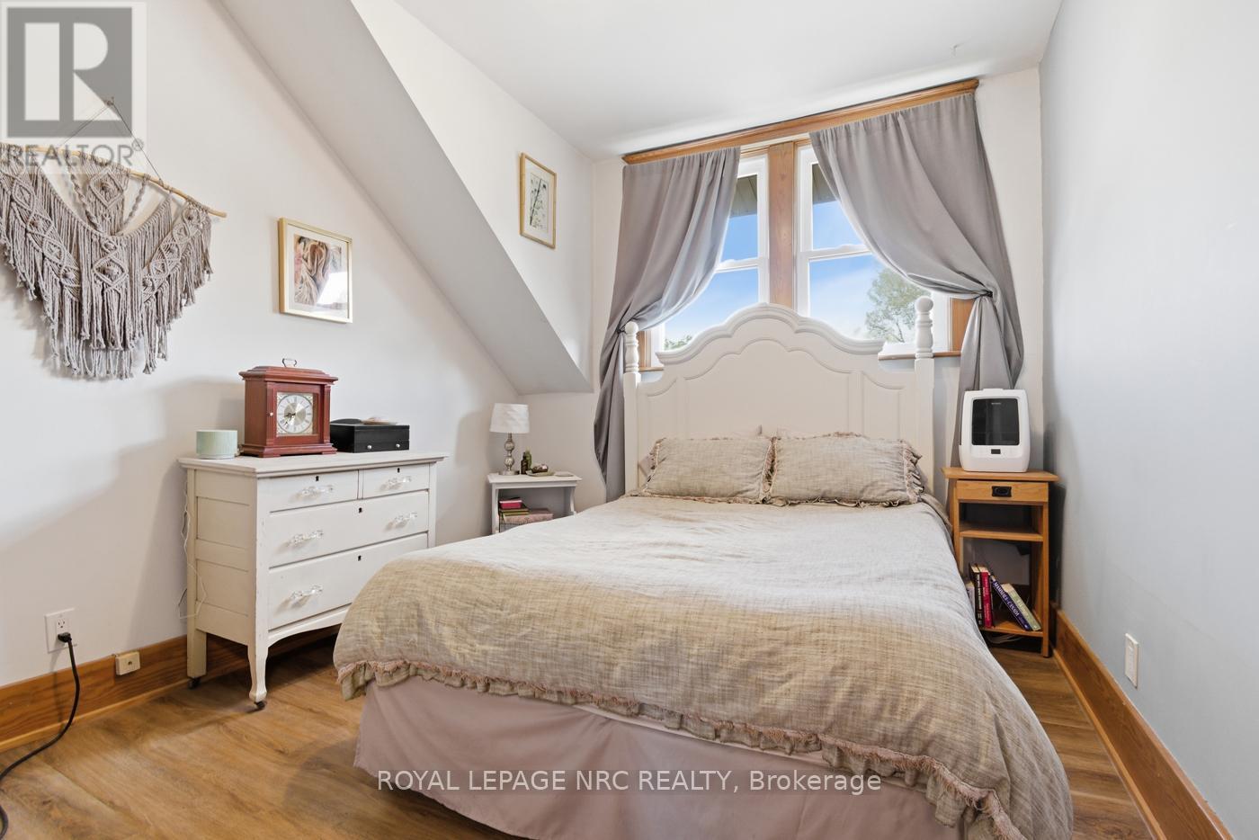 4943 DUKE AVENUE - 24