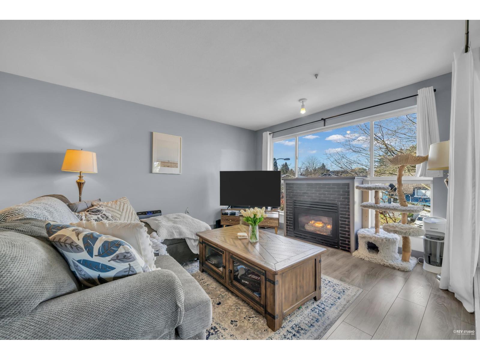 301 6390 196 Street - main photo