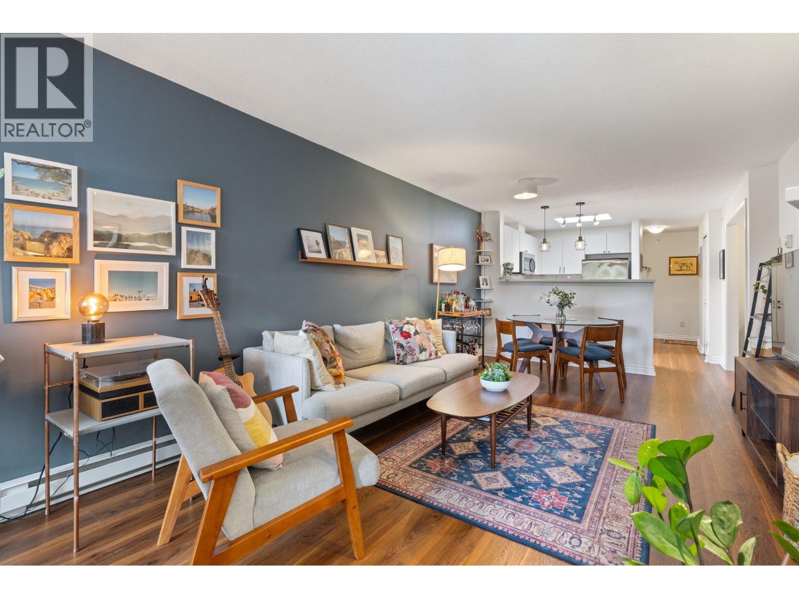 404 2741 E HASTINGS STREET