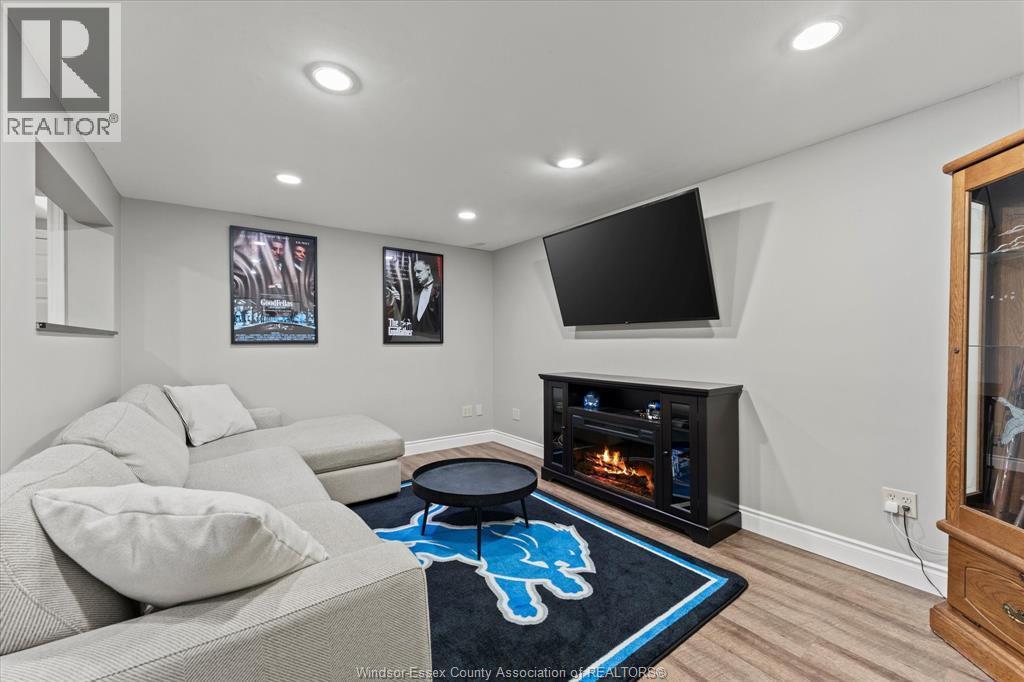 570 JARVIS AVENUE, Windsor, Ontario, N8P1C9 — Photo 33