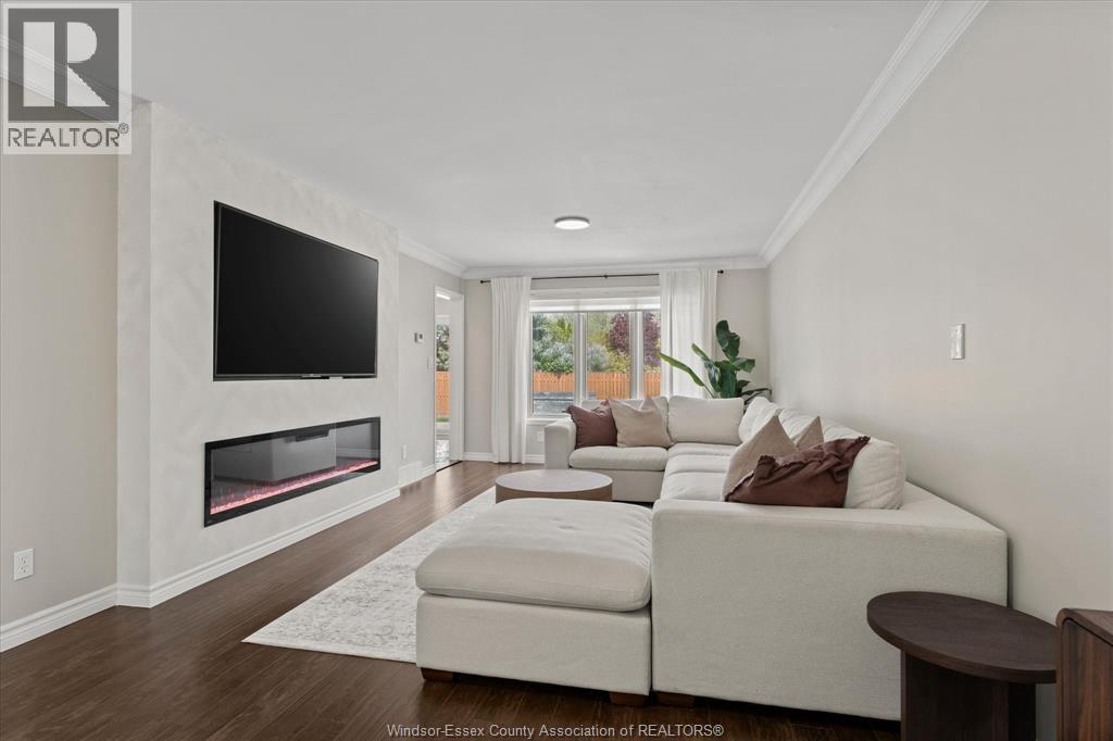 570 JARVIS AVENUE, Windsor, Ontario, N8P1C9 — Photo 4