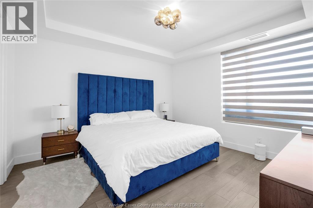 #402 14400 TECUMSEH ROAD East - 23