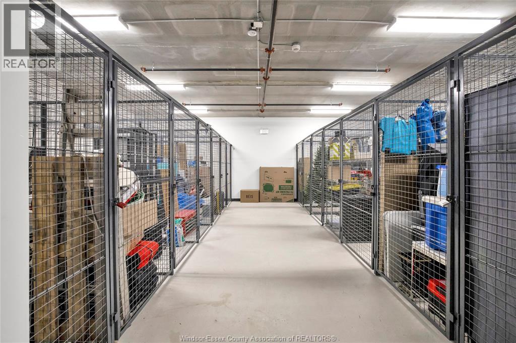 #402 14400 TECUMSEH ROAD East - 20