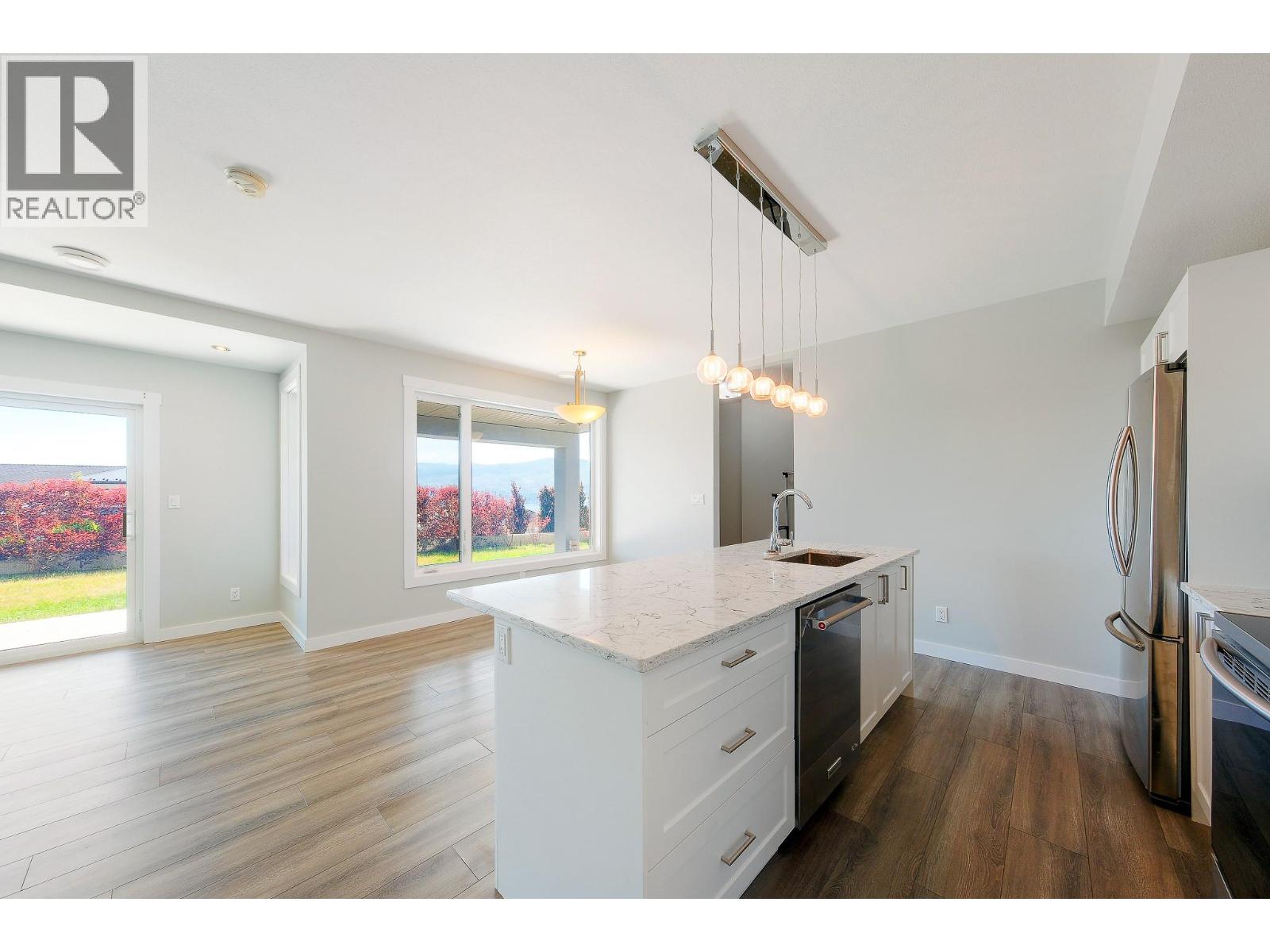  1534 GREGORY Road, West Kelowna