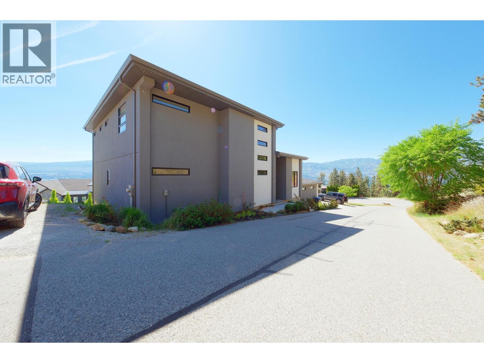  1534 GREGORY Road, West Kelowna