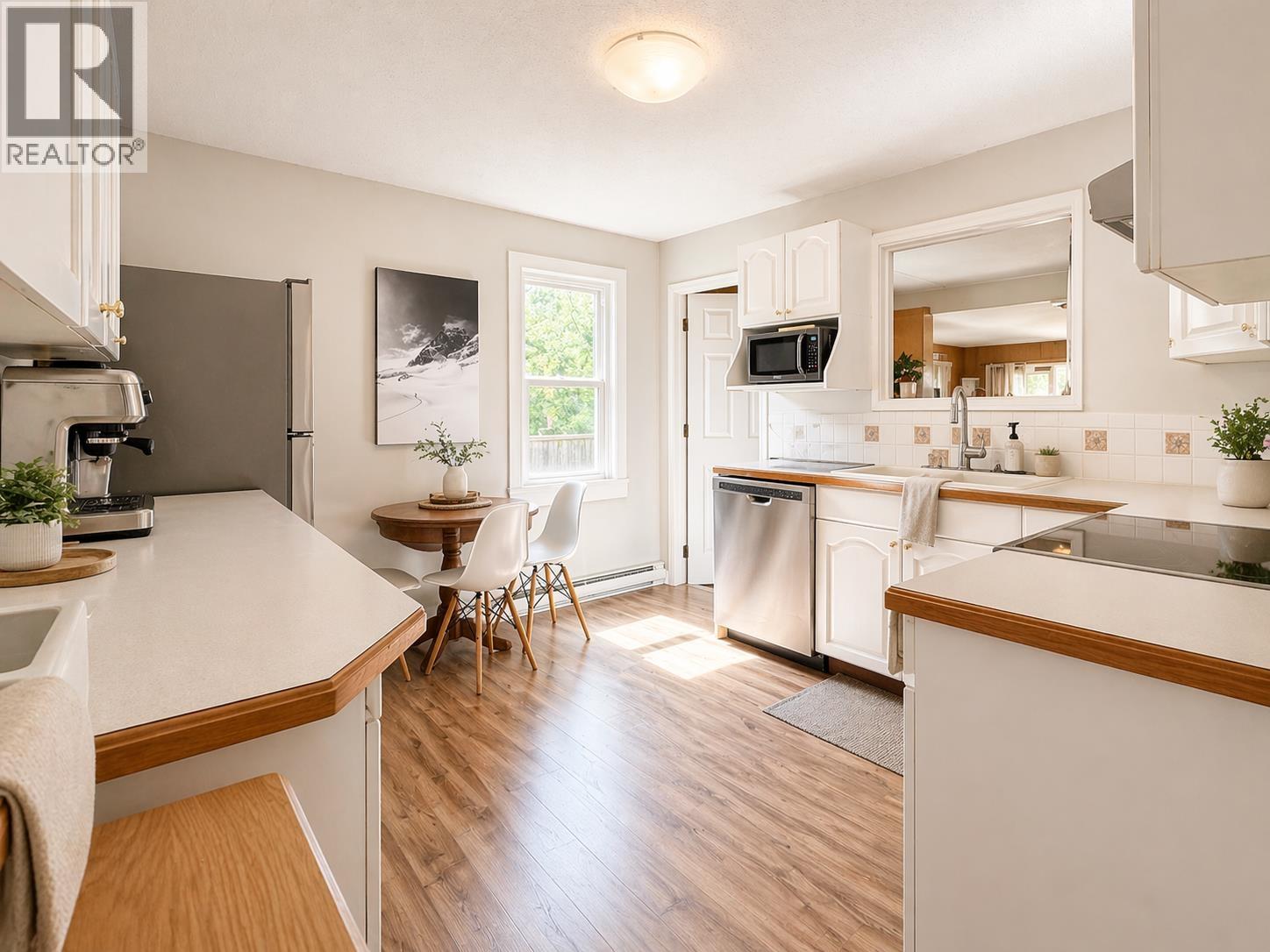 39721 CLARK ROAD, Squamish