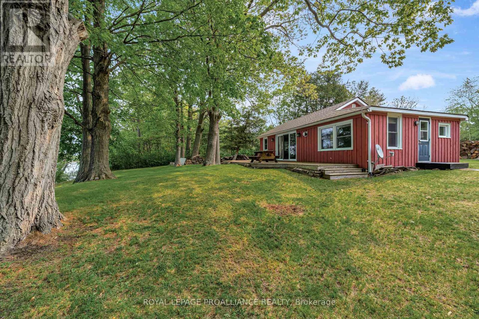 27 THRUSH LANE - 13