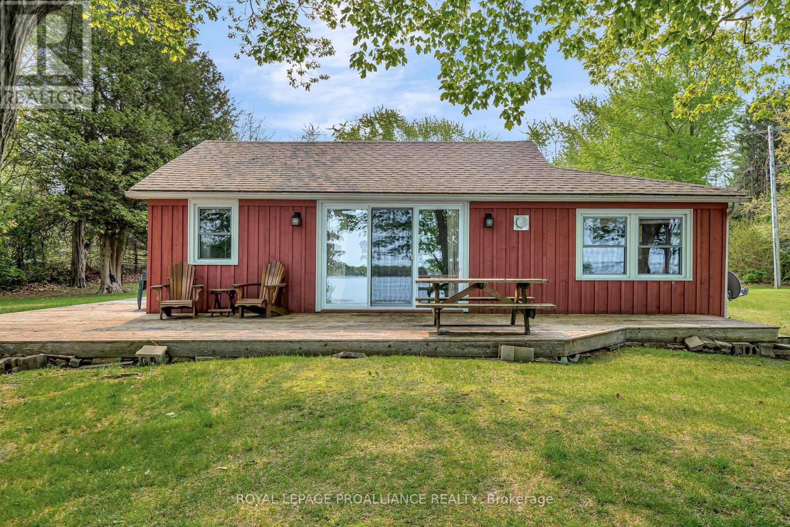 27 THRUSH LANE - 12