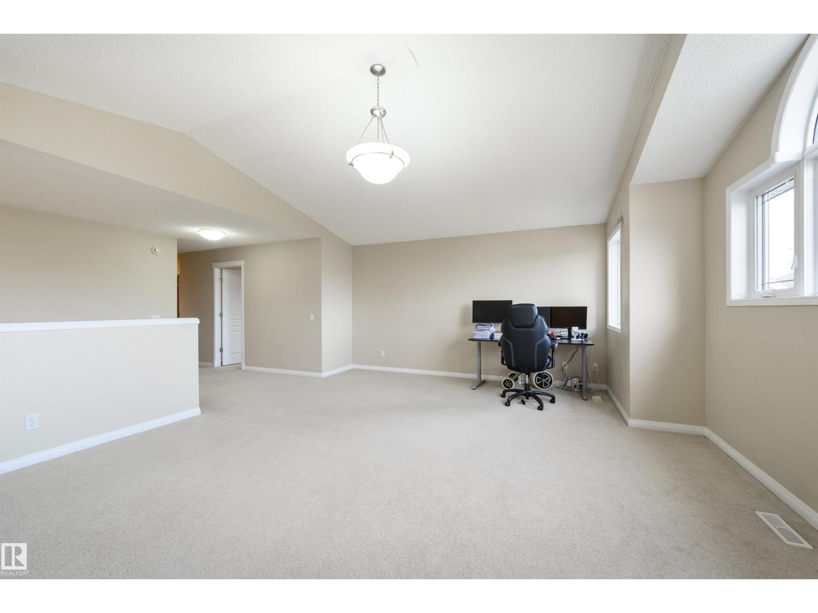 1215 ORMSBY LN NW, Edmonton