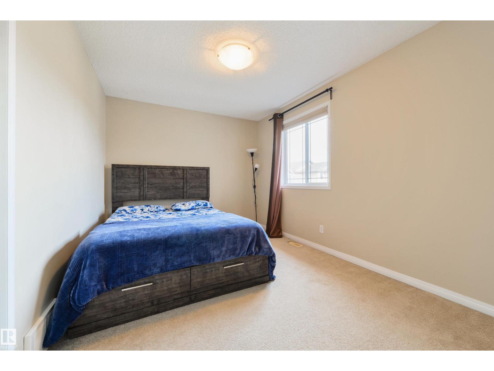 1215 ORMSBY LN NW, Edmonton