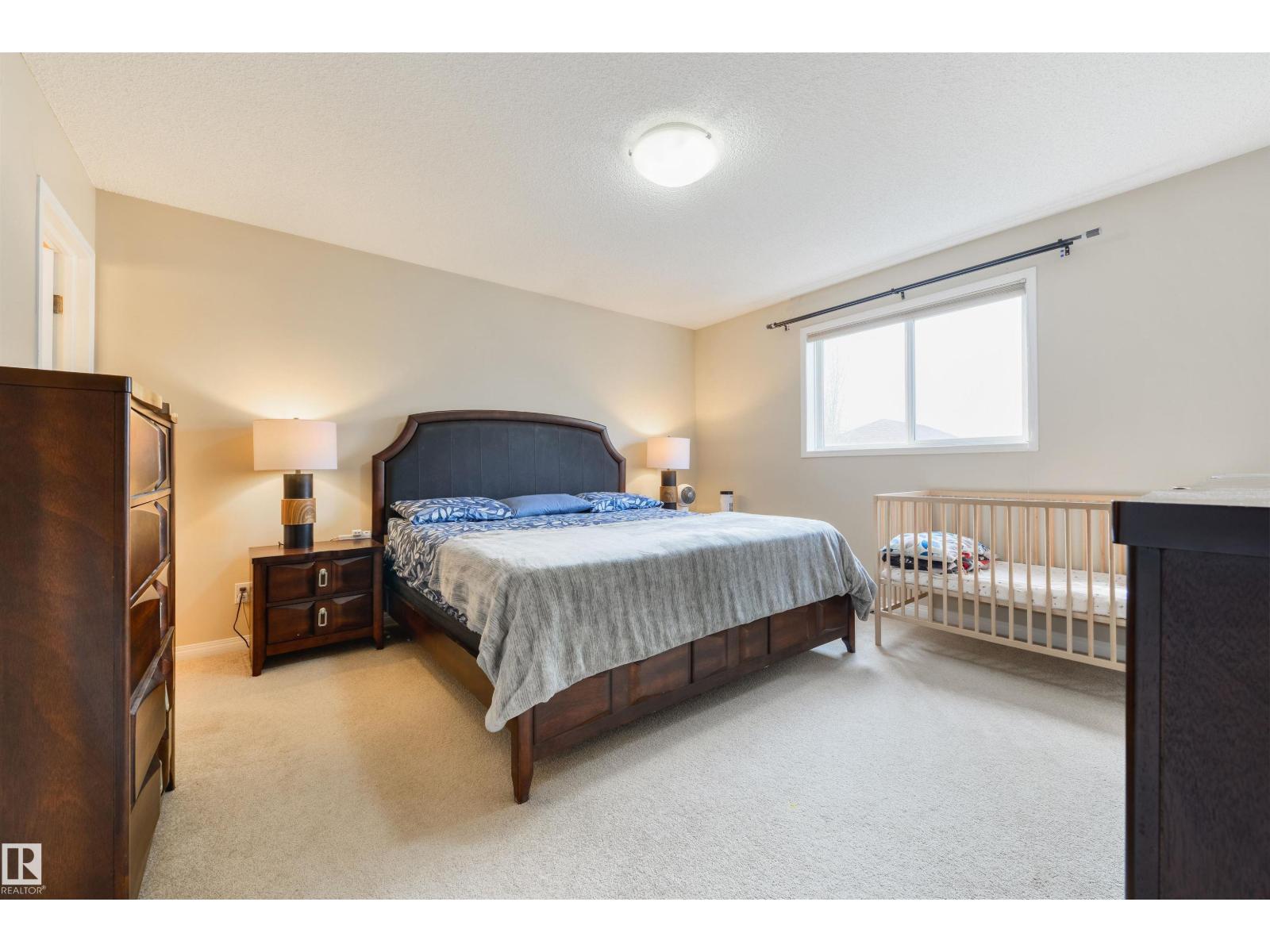 1215 ORMSBY LN NW, Edmonton