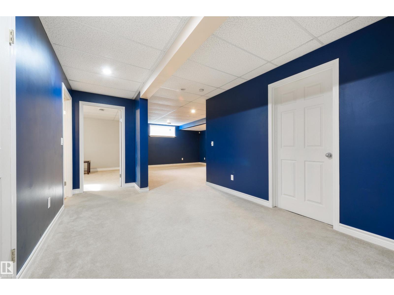 1215 ORMSBY LN NW, Edmonton