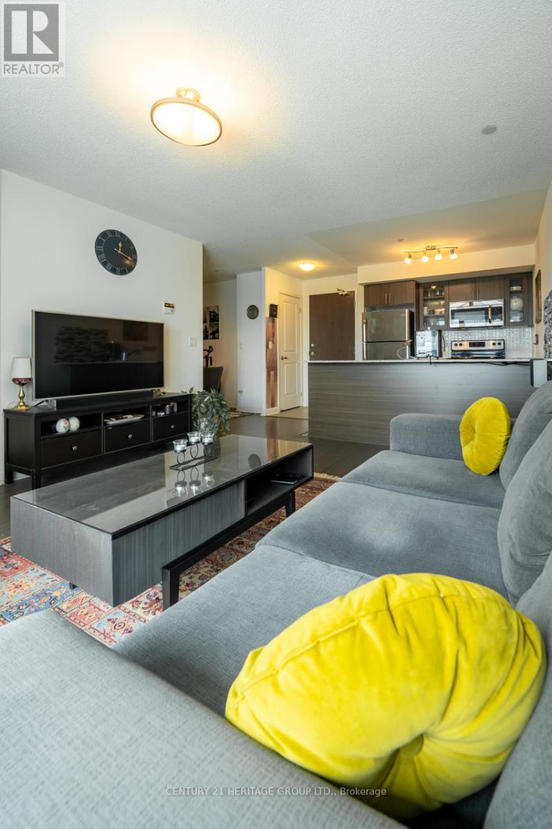 #909 75 NORMAN BETHUNE AVENUE - 17