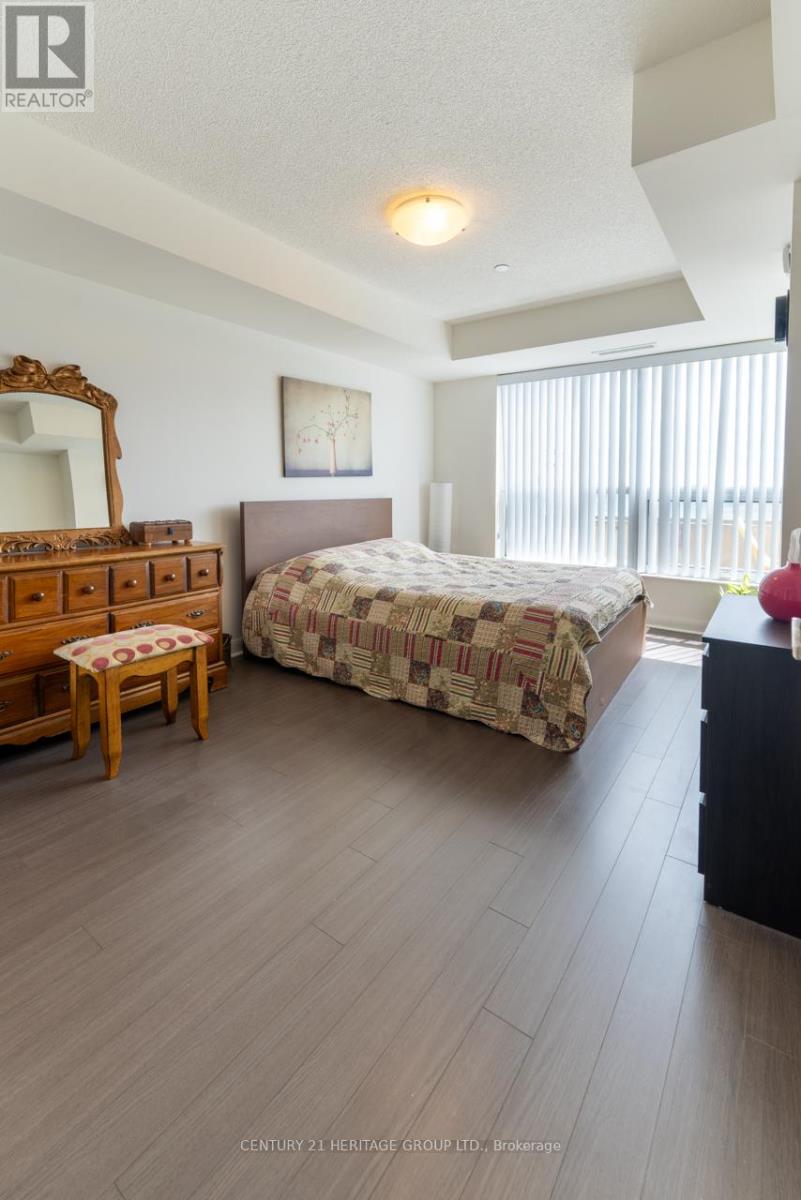 #909 75 NORMAN BETHUNE AVENUE - 18