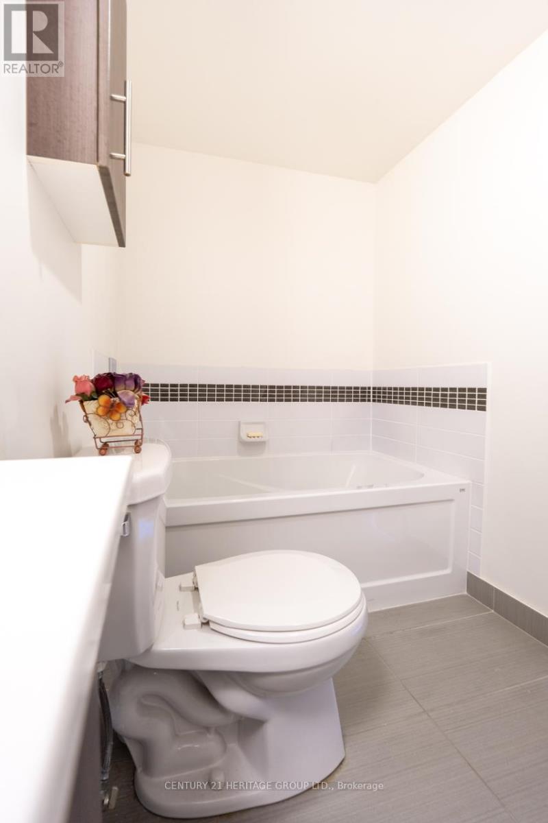 #909 75 NORMAN BETHUNE AVENUE - 21