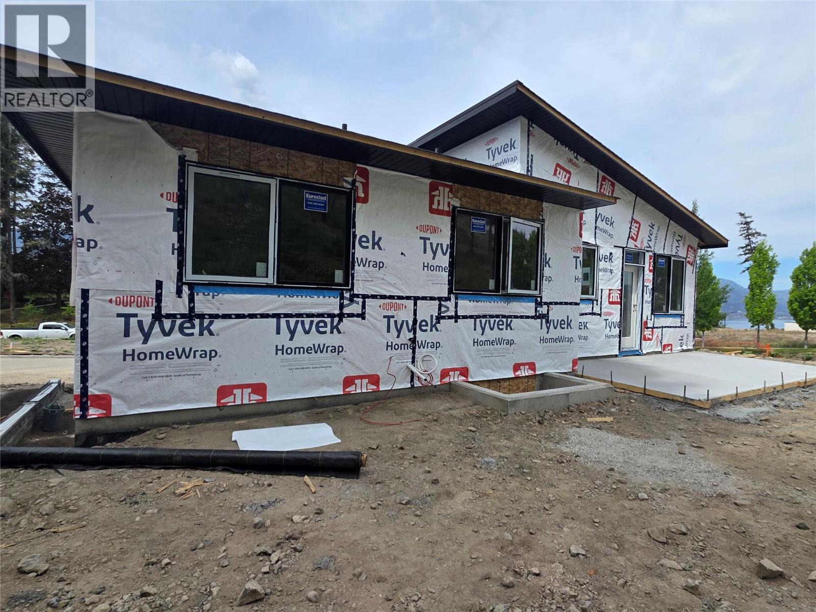 491 Clifton Road N - 13