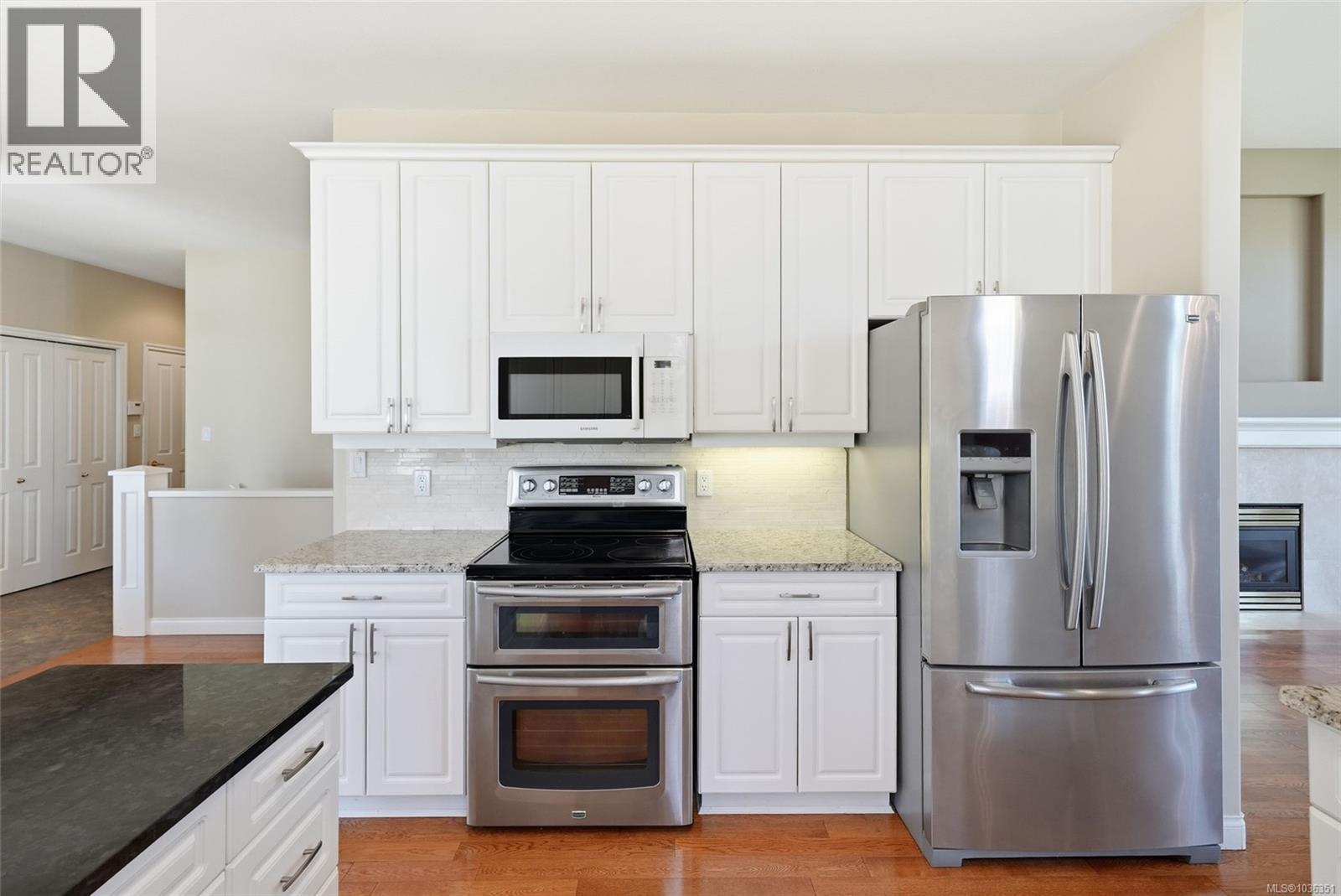 1369 Gabriola Dr - 41