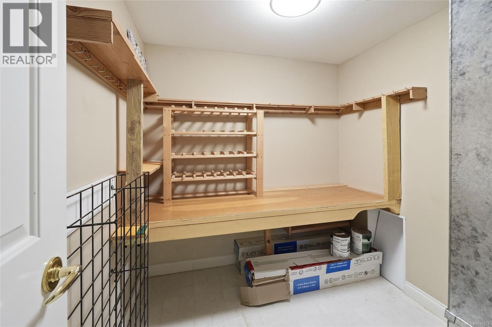 1369 Gabriola Dr - 53