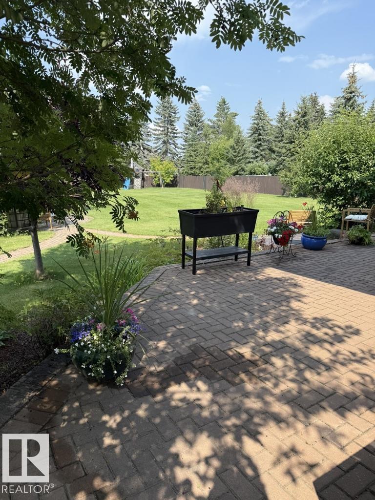 730 ESTATE DR, Sherwood Park