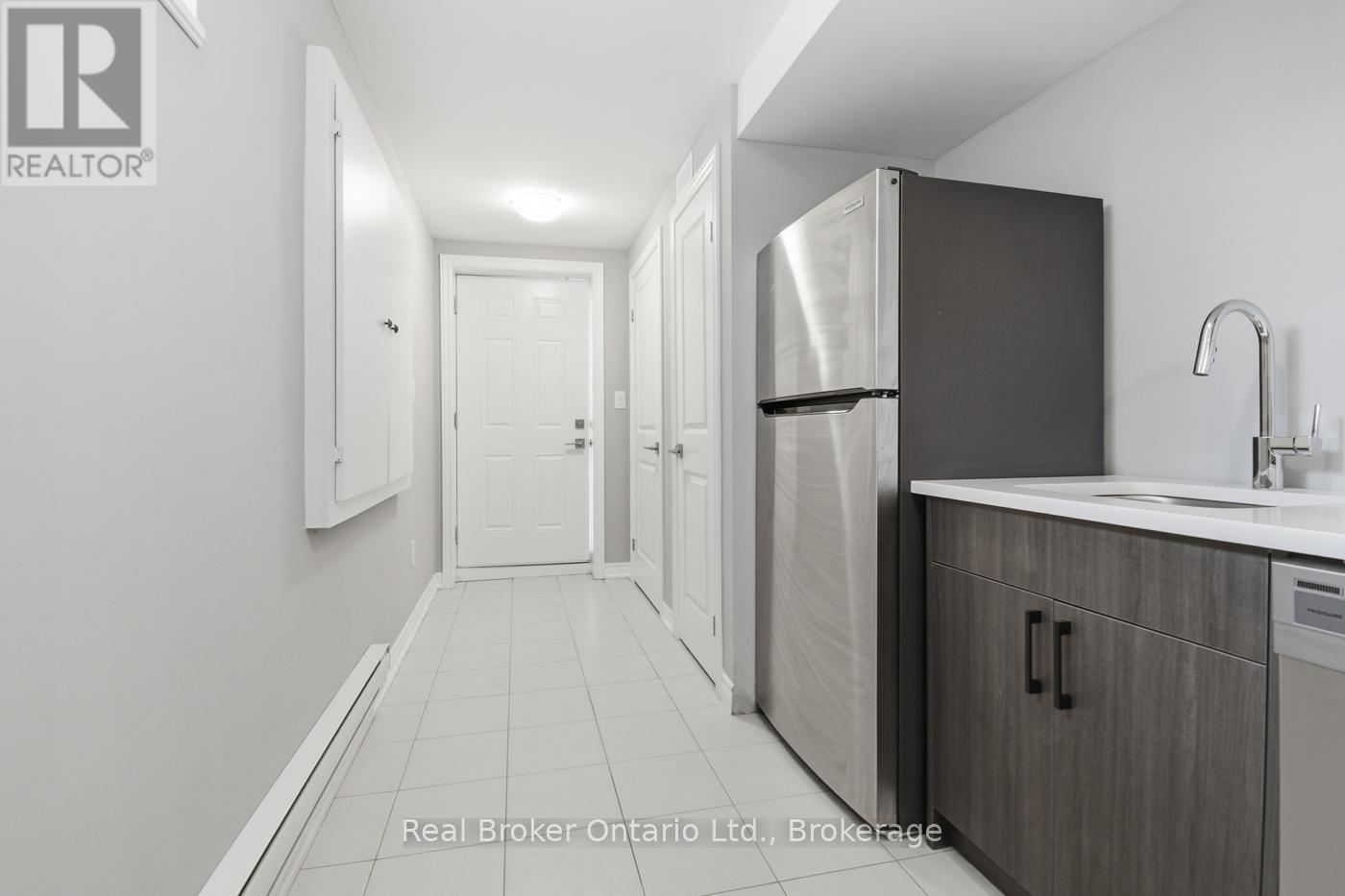 3 HAGAR STREET - 44