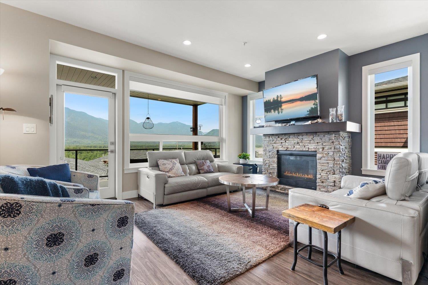 48 43685 CHILLIWACK MOUNTAIN ROAD, Chilliwack Mountain, Chilliwack