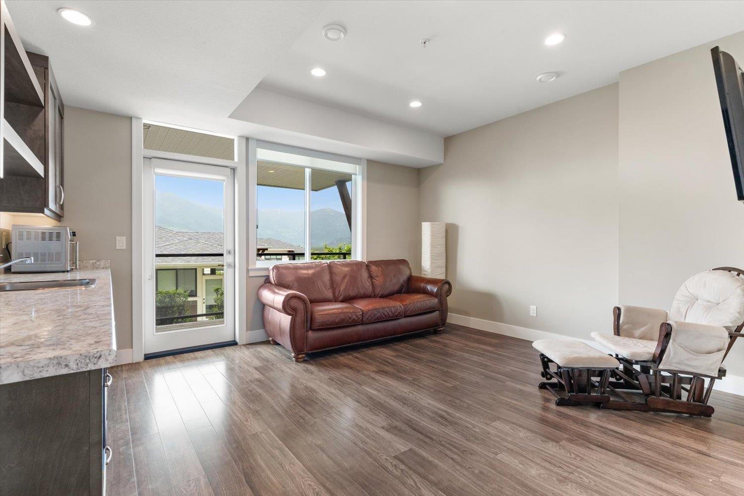 48 43685 CHILLIWACK MOUNTAIN ROAD, Chilliwack Mountain, Chilliwack