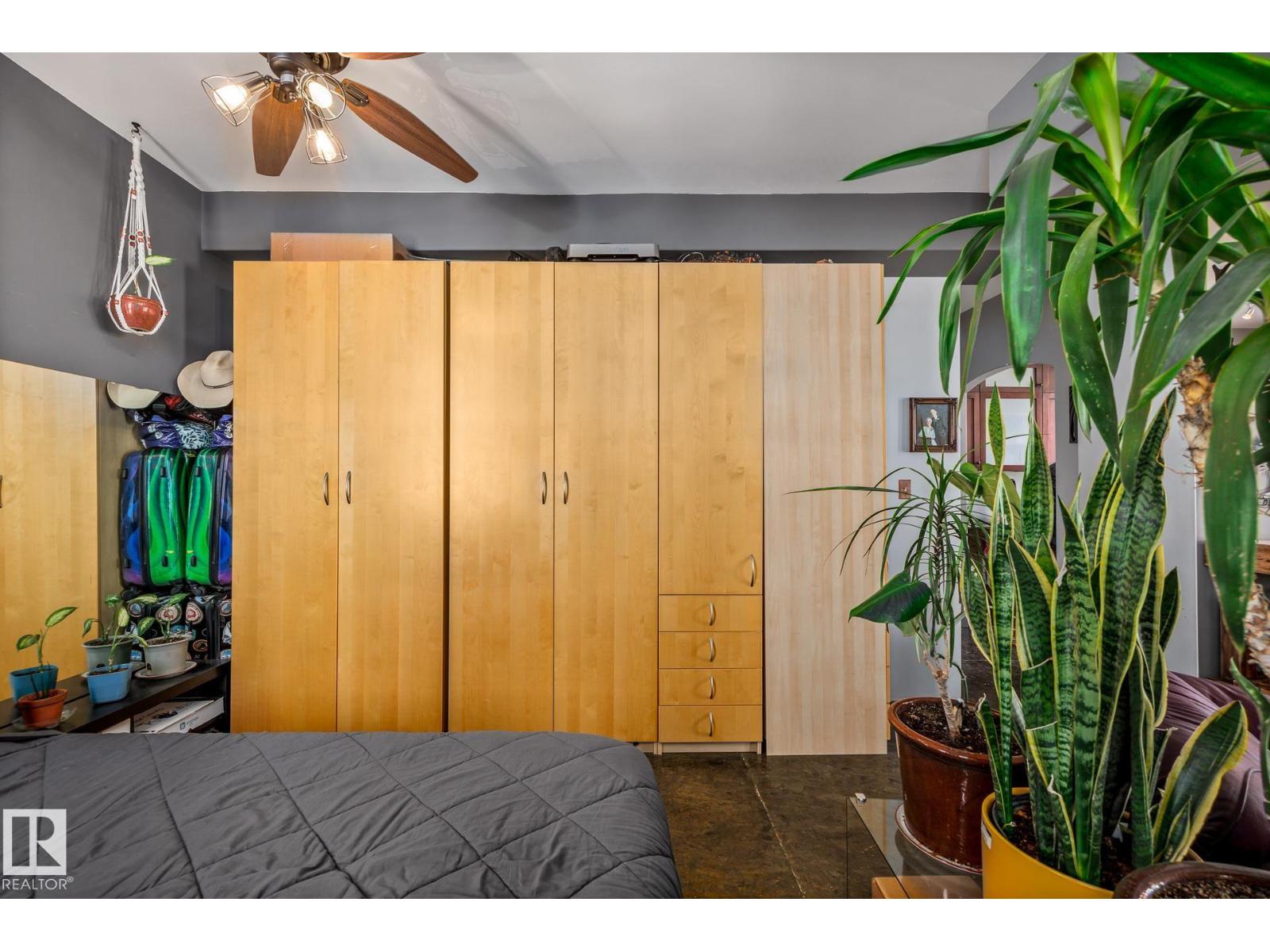 #204 10141 95 ST NW - 16