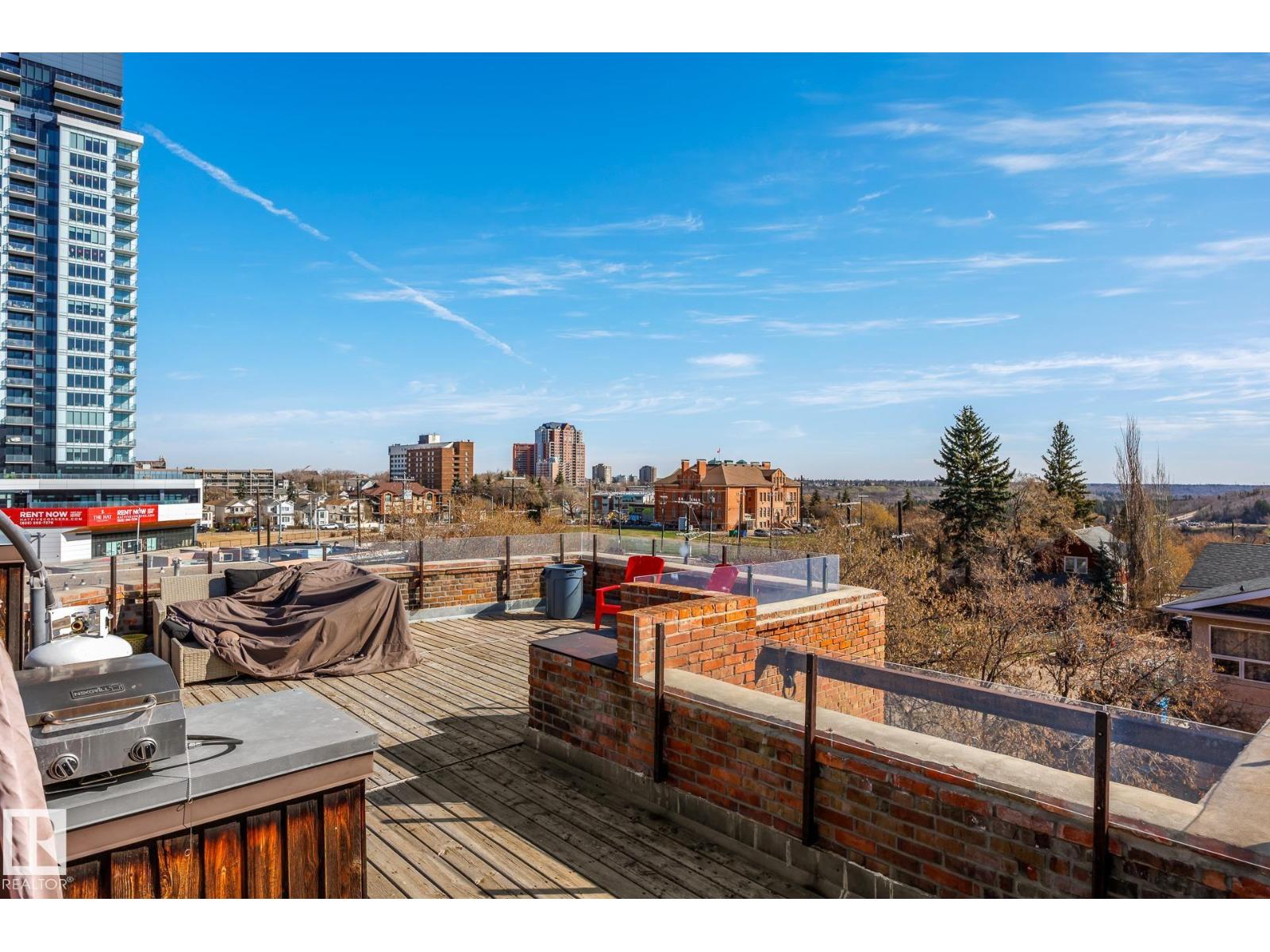 #204 10141 95 ST NW - 21