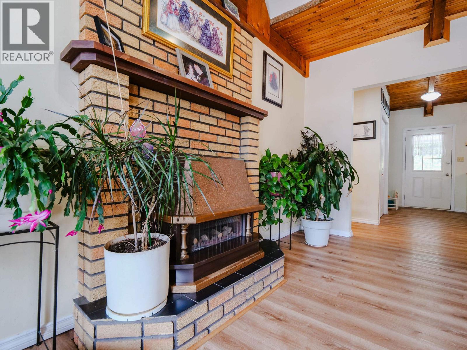 571 YETTA ROAD - 11