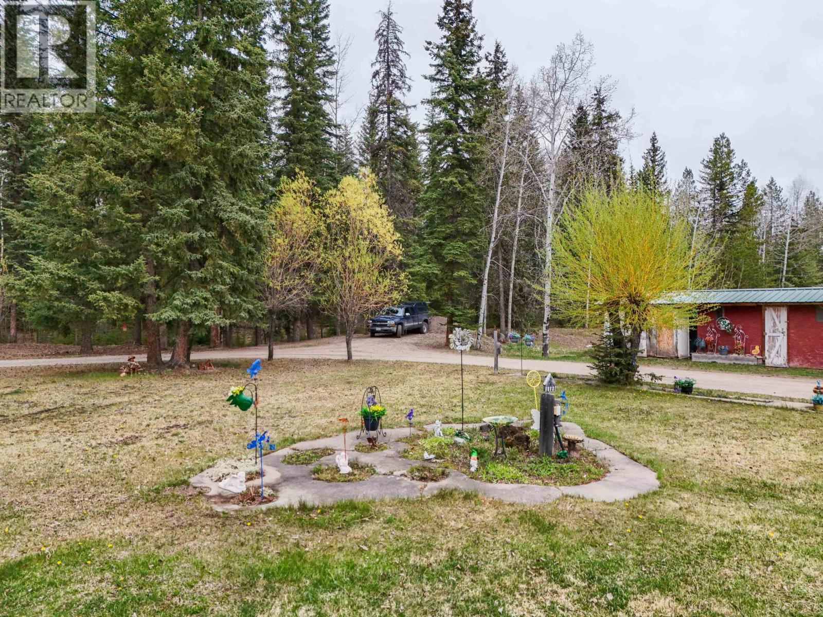 571 YETTA ROAD - 31