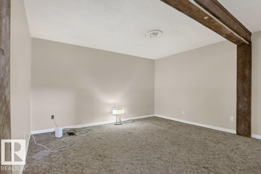 882 KNOTTWOOD RD S NW, Edmonton