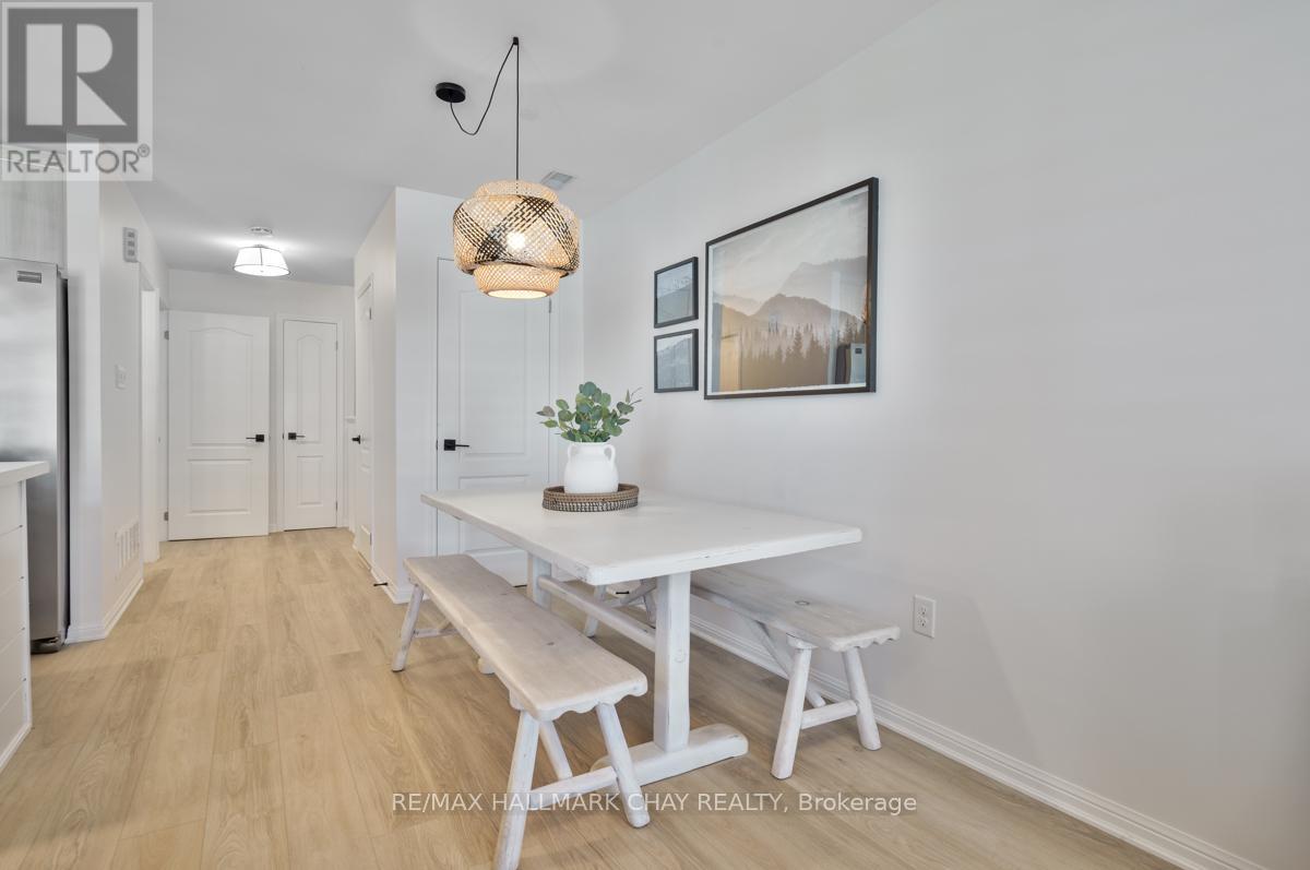 6 CARNOUSTIE LANE - 19